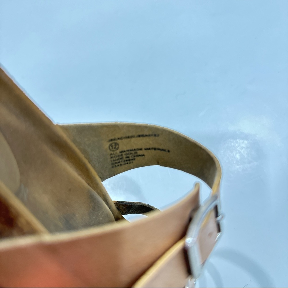 Gold Sandals - Picture 5 of 6